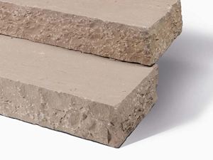 Blockstufen Sandstein Modak zugeschnitten