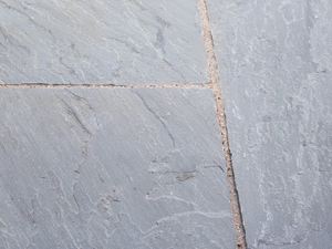 Graue Sandsteinplatte Kandla Grey Nahaufnahme