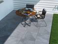 Terrasse mit Platten in Schieferoptik Alpine Grey
