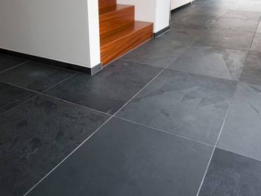 Showroom Wuppertal Onlinehandel Jonastone